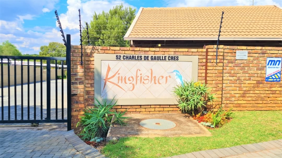 To Let  Bedroom Property for Rent in Highveld Gauteng