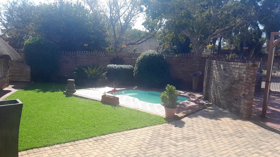 3 Bedroom Property for Sale in Wierda Park Gauteng