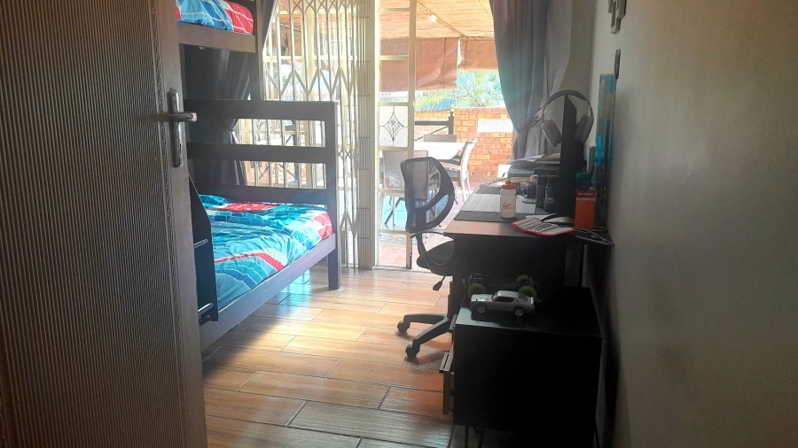 3 Bedroom Property for Sale in Wierda Park Gauteng