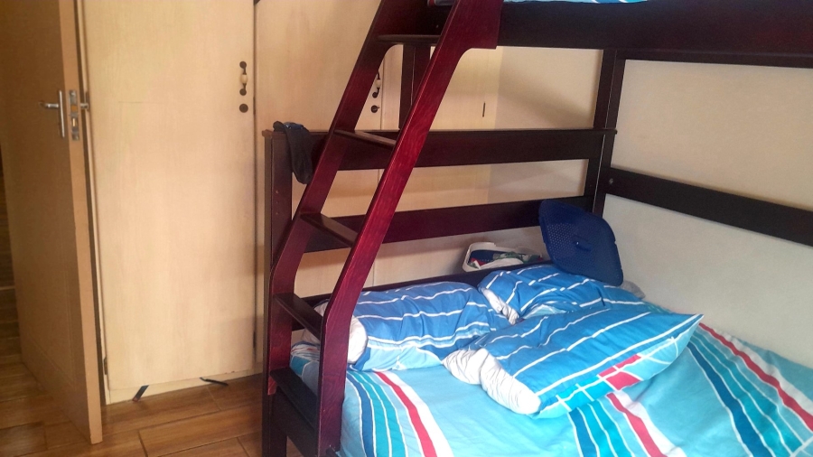 3 Bedroom Property for Sale in Wierda Park Gauteng