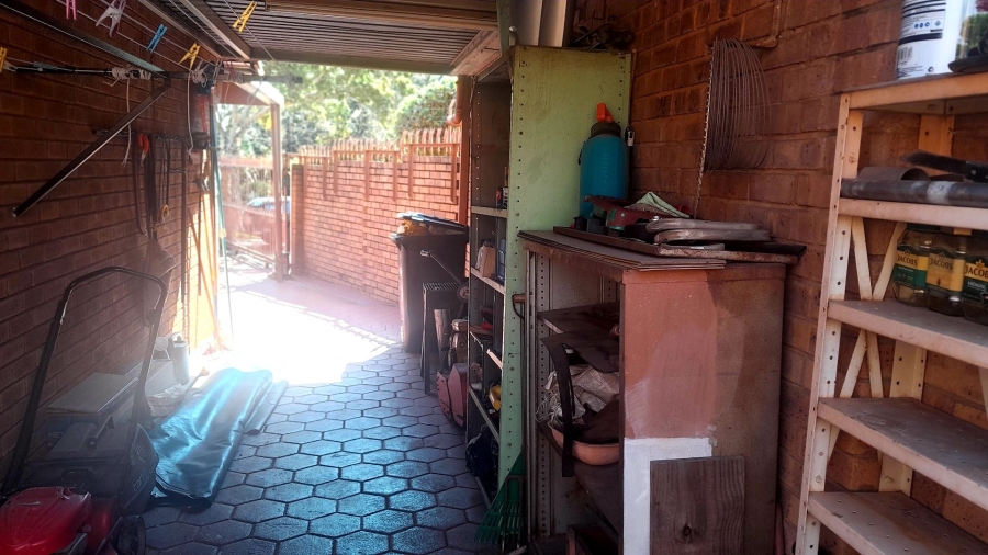 3 Bedroom Property for Sale in Wierda Park Gauteng