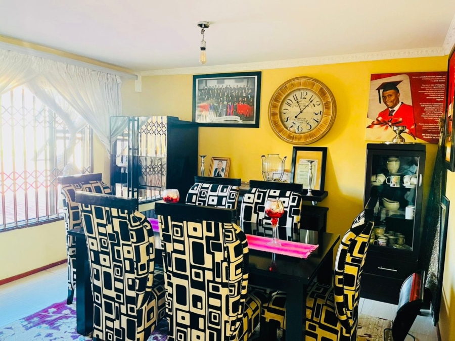 4 Bedroom Property for Sale in Cosmo City Gauteng