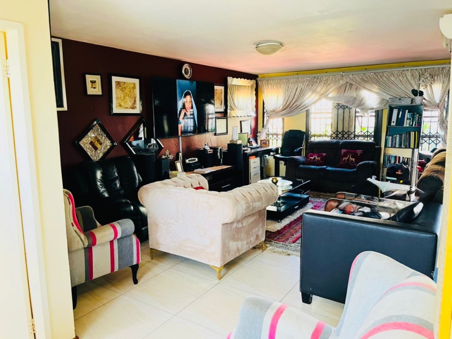 4 Bedroom Property for Sale in Cosmo City Gauteng