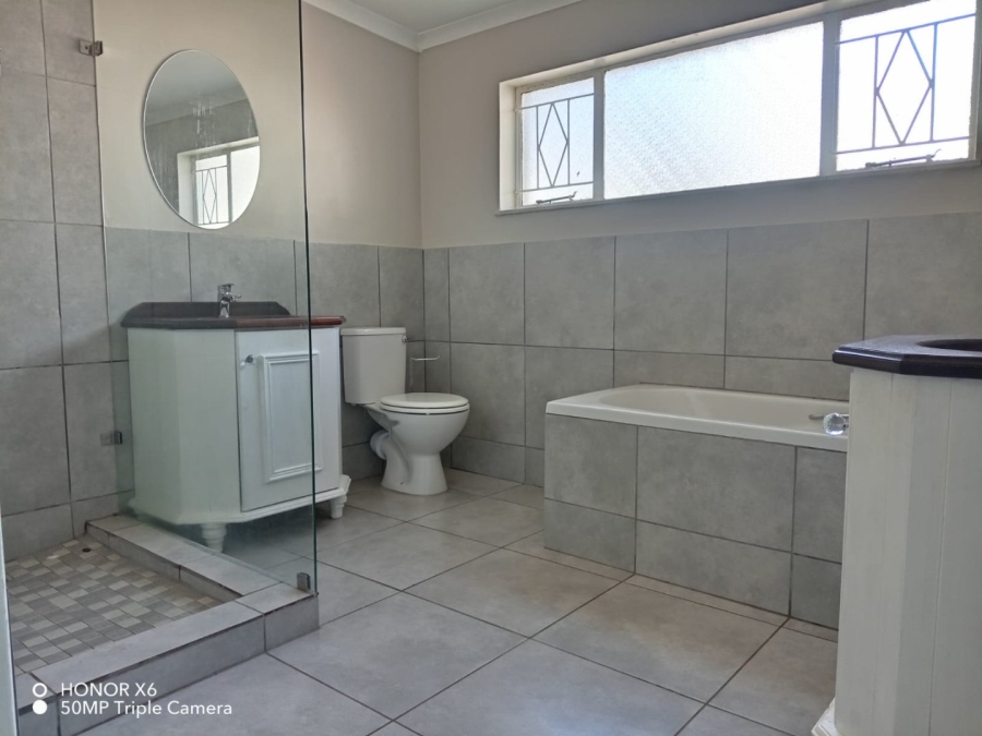 4 Bedroom Property for Sale in Silverton Gauteng