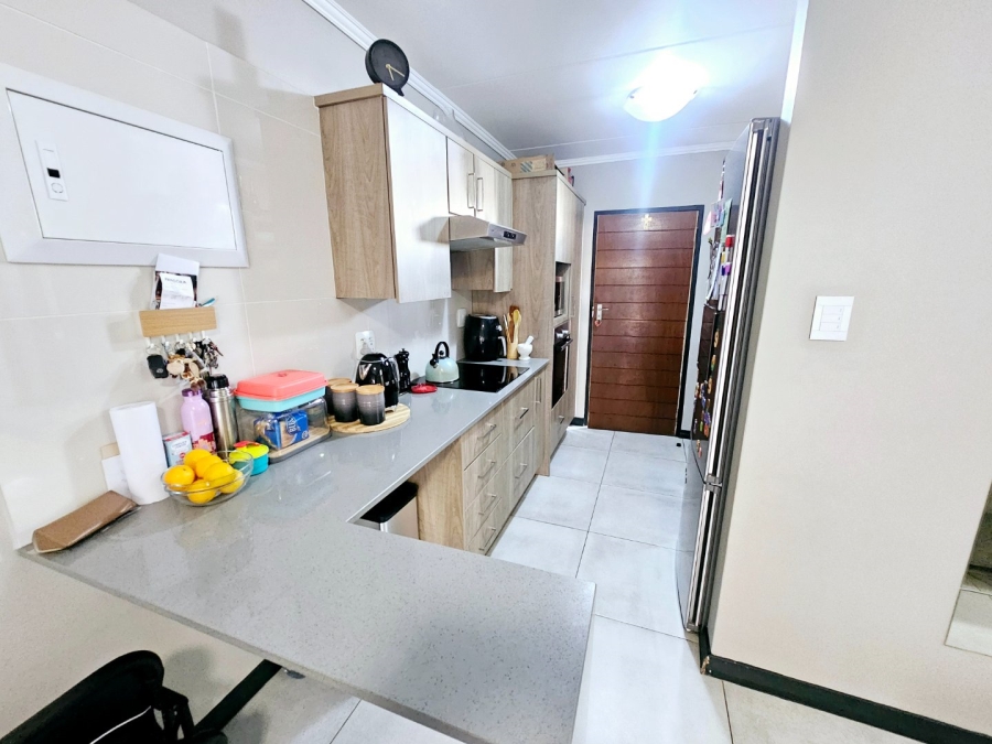 2 Bedroom Property for Sale in Amberfield Gauteng
