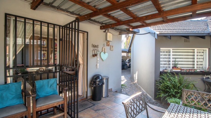 3 Bedroom Property for Sale in Bonaero Park Gauteng