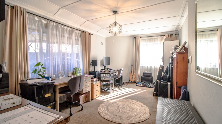 3 Bedroom Property for Sale in Bonaero Park Gauteng