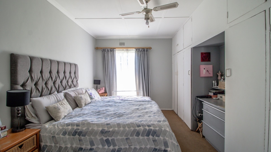 3 Bedroom Property for Sale in Bonaero Park Gauteng