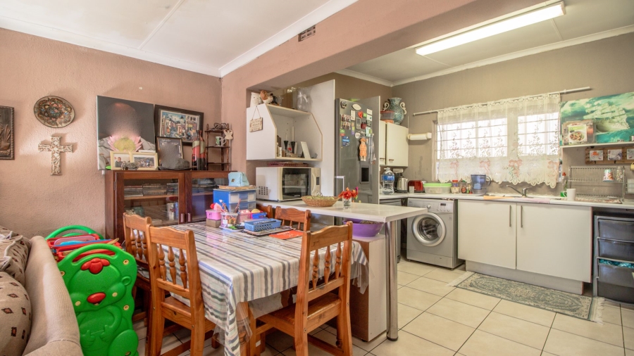 3 Bedroom Property for Sale in Bonaero Park Gauteng