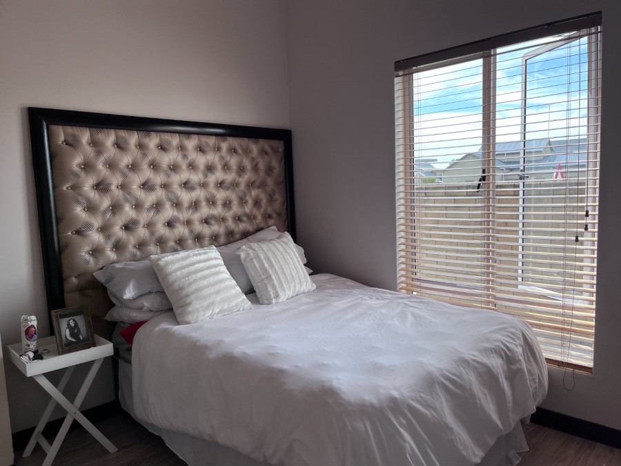 2 Bedroom Property for Sale in Riverspray Lifestyle Estate Gauteng
