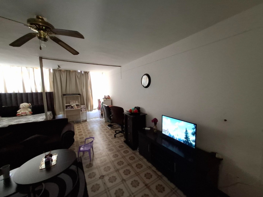 1 Bedroom Property for Sale in Arcadia Gauteng