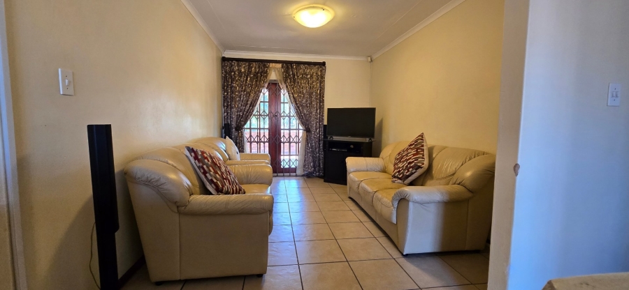 4 Bedroom Property for Sale in Bassonia Gauteng