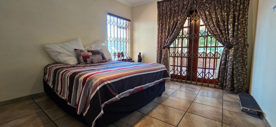 4 Bedroom Property for Sale in Bassonia Gauteng