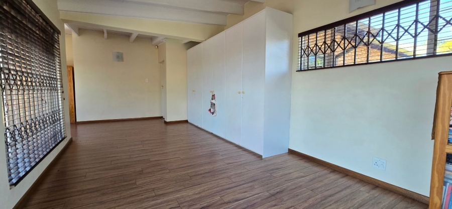 4 Bedroom Property for Sale in Bassonia Gauteng