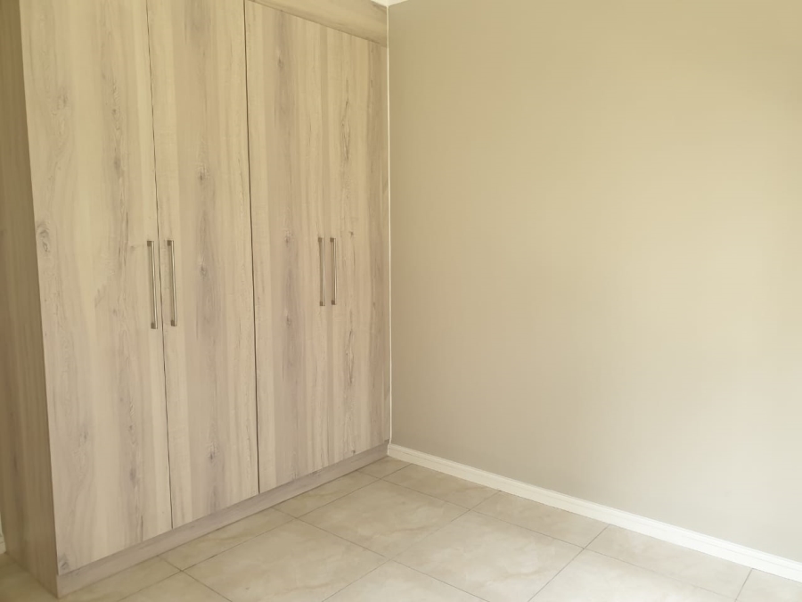 To Let 2 Bedroom Property for Rent in Noordhang Gauteng