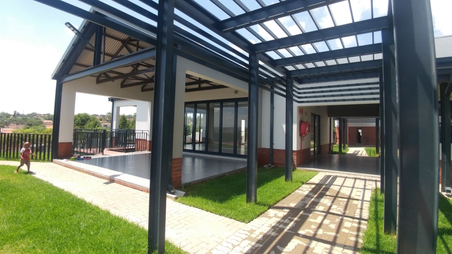 To Let 2 Bedroom Property for Rent in Noordhang Gauteng