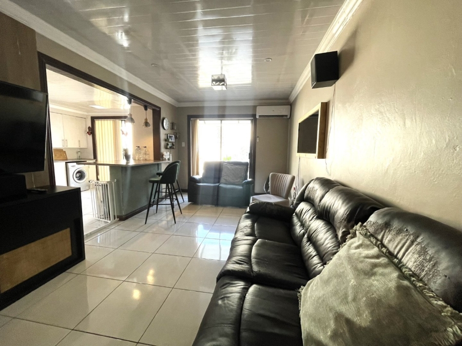4 Bedroom Property for Sale in Proclamation Hill Gauteng