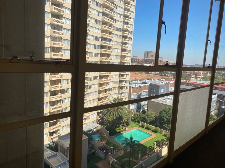 2 Bedroom Property for Sale in Parktown Gauteng