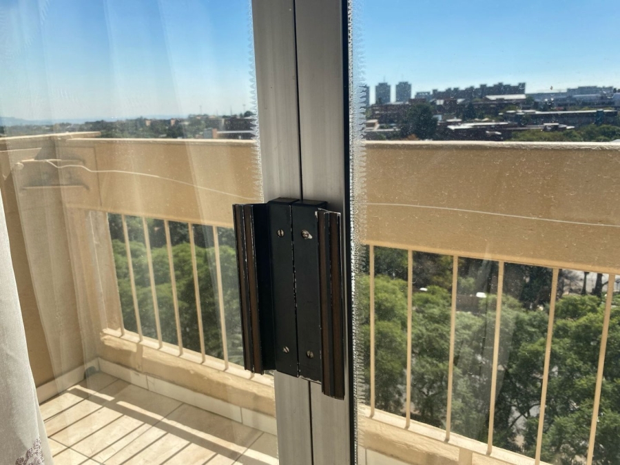 2 Bedroom Property for Sale in Parktown Gauteng