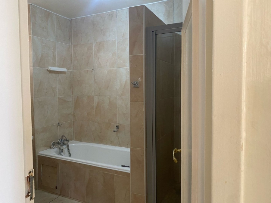 2 Bedroom Property for Sale in Parktown Gauteng