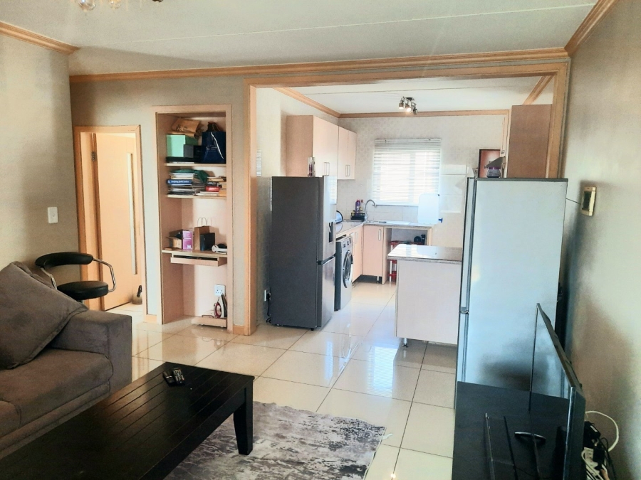2 Bedroom Property for Sale in Noordwyk Gauteng