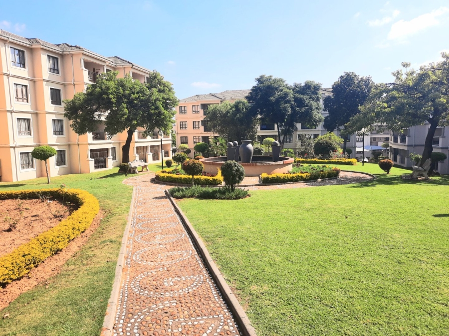 2 Bedroom Property for Sale in Noordwyk Gauteng