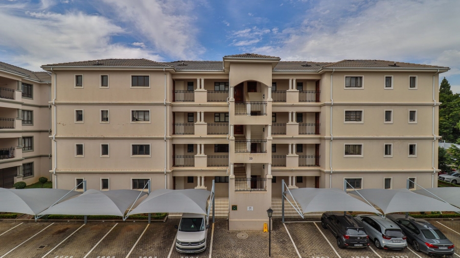 2 Bedroom Property for Sale in Noordwyk Gauteng