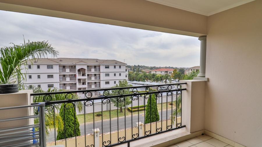2 Bedroom Property for Sale in Noordwyk Gauteng