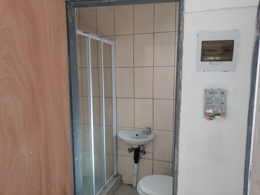 To Let 1 Bedroom Property for Rent in Elandspoort Gauteng