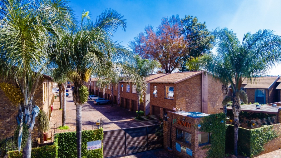 3 Bedroom Property for Sale in Glen Marais Gauteng