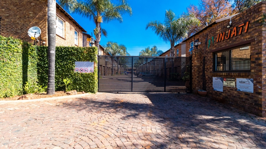 3 Bedroom Property for Sale in Glen Marais Gauteng