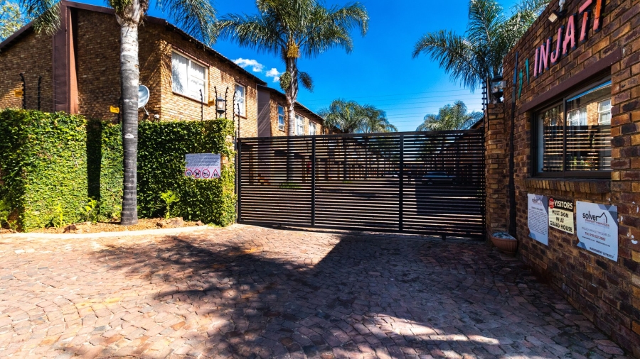 3 Bedroom Property for Sale in Glen Marais Gauteng