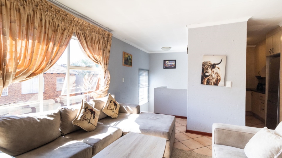 3 Bedroom Property for Sale in Glen Marais Gauteng