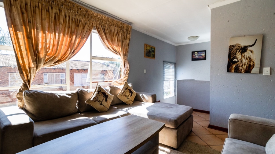 3 Bedroom Property for Sale in Glen Marais Gauteng