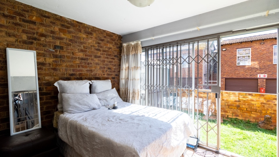 3 Bedroom Property for Sale in Glen Marais Gauteng