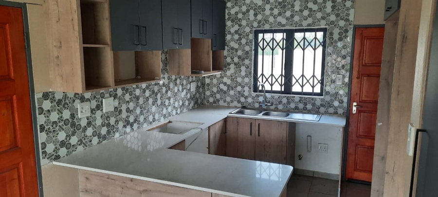 2 Bedroom Property for Sale in Andeon Gauteng