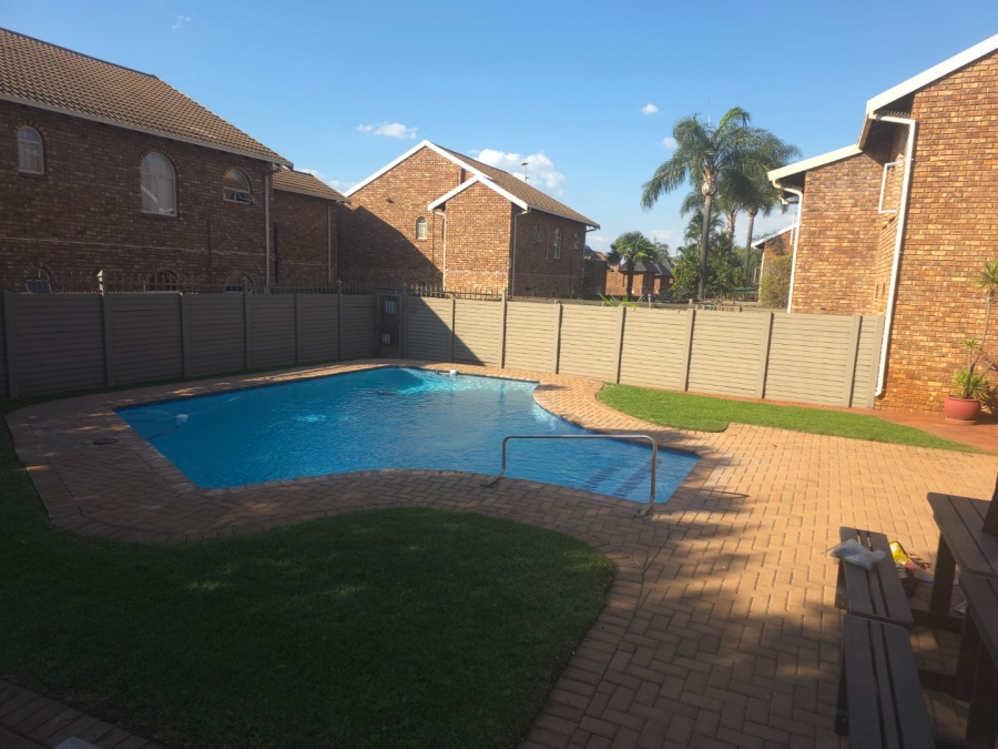 3 Bedroom Property for Sale in Doornpoort Gauteng