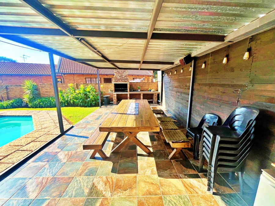 4 Bedroom Property for Sale in Wierda Park Gauteng