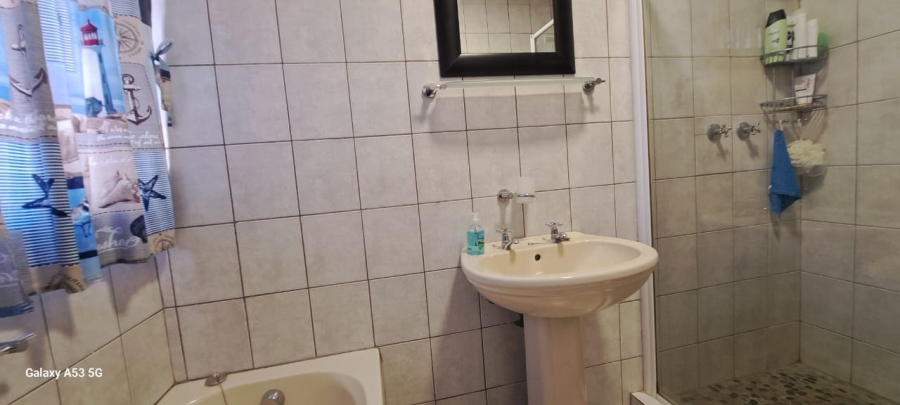 3 Bedroom Property for Sale in Sinoville Gauteng