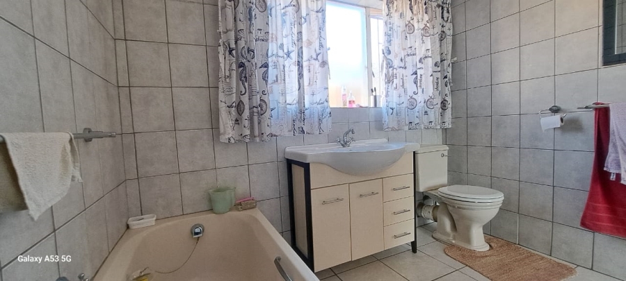 3 Bedroom Property for Sale in Sinoville Gauteng
