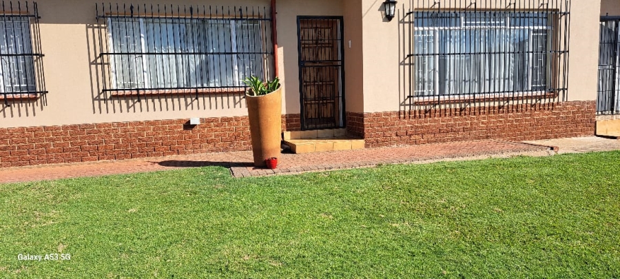 3 Bedroom Property for Sale in Sinoville Gauteng