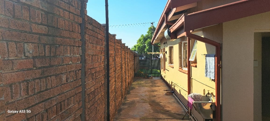3 Bedroom Property for Sale in Sinoville Gauteng