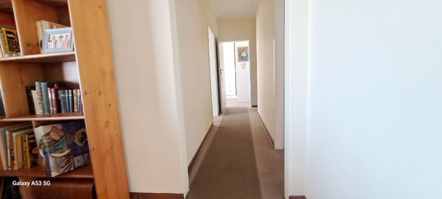 3 Bedroom Property for Sale in Sinoville Gauteng