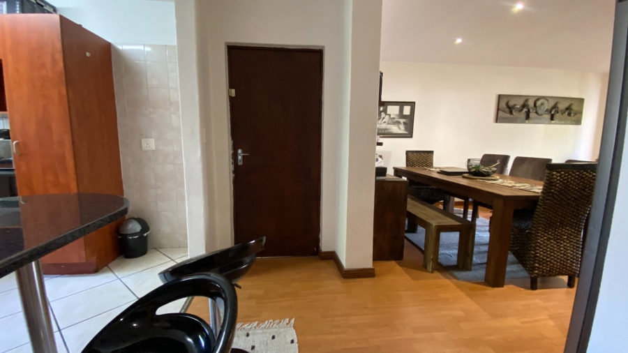 To Let 2 Bedroom Property for Rent in Fourways Gauteng