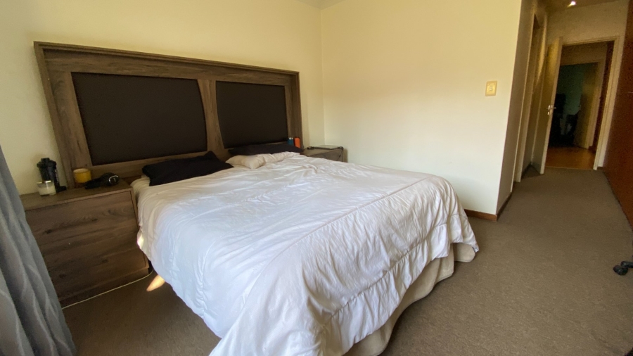 To Let 2 Bedroom Property for Rent in Fourways Gauteng