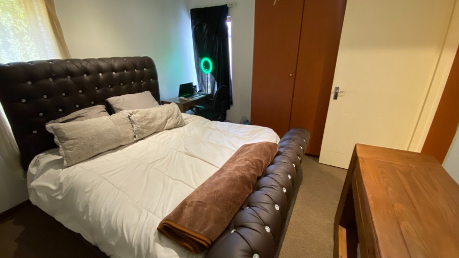 To Let 2 Bedroom Property for Rent in Fourways Gauteng
