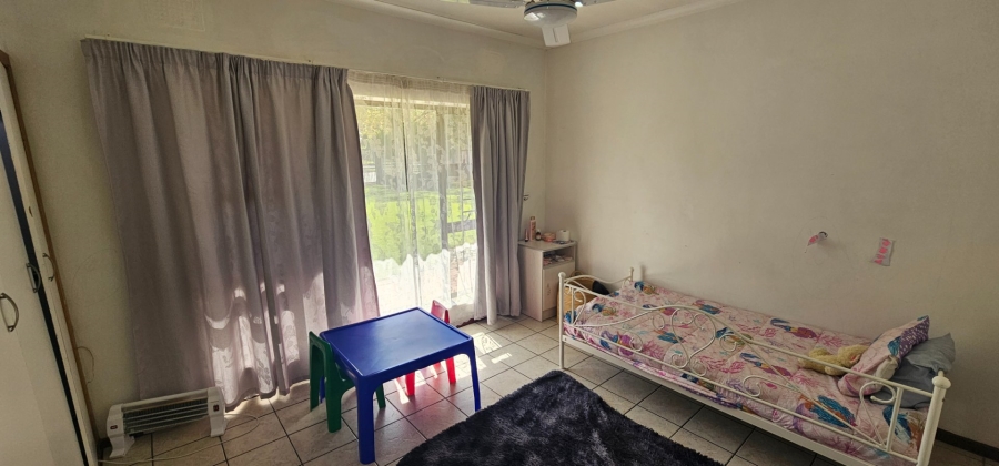 5 Bedroom Property for Sale in Three Rivers Gauteng