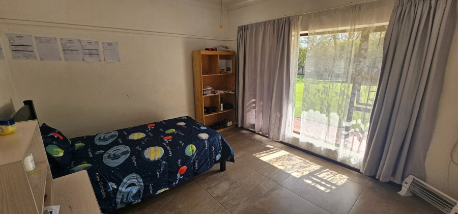 5 Bedroom Property for Sale in Three Rivers Gauteng