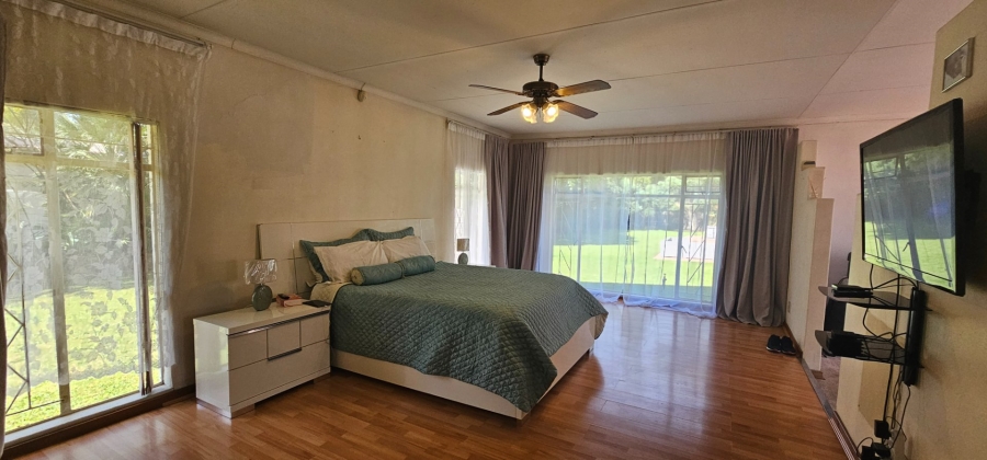 5 Bedroom Property for Sale in Three Rivers Gauteng