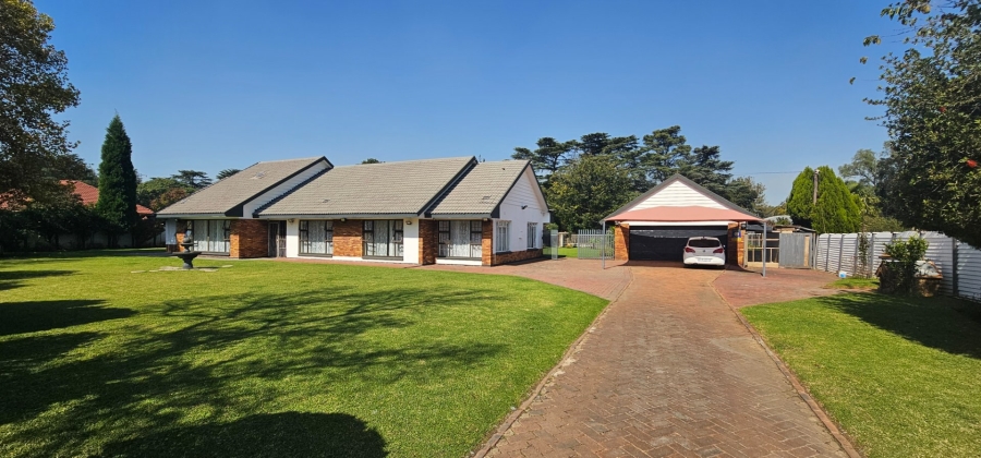 5 Bedroom Property for Sale in Three Rivers Gauteng